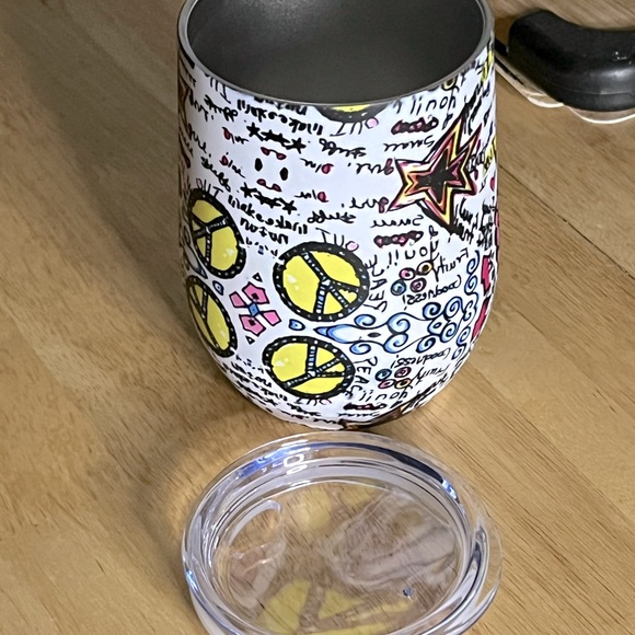 ☮️🆕 Cute Peace and Love Stainless Cup with Plastic Cover - Picture 6 of 7